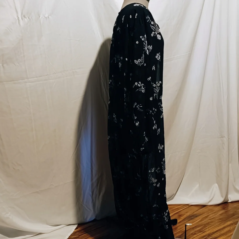 🍐Who What Wear Women’s Sheer Floral Maxi Dress – Size 4X - Picture 4 of 5